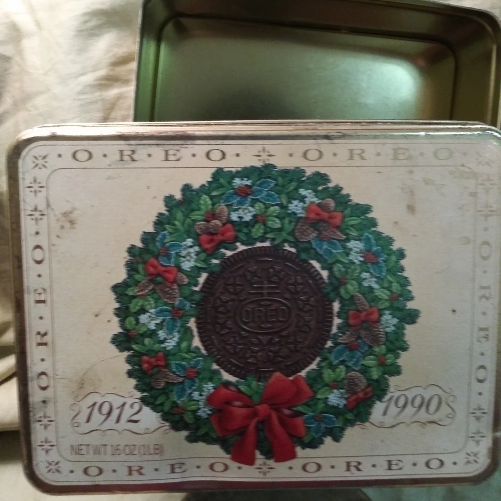 Vintage Nabisco Oreo Cookie Tin Circa 1990